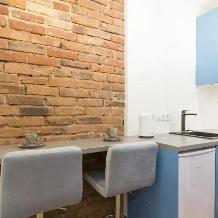 Apartment Stuudio On The Border Of Old Town With Free Parking *